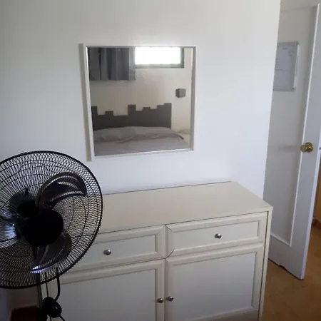 Torres Del Castillo-120 Palms